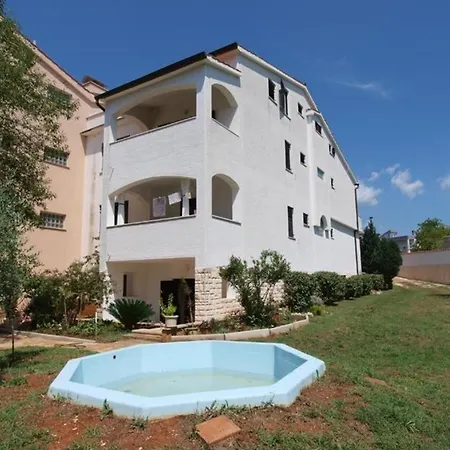 Apartment Fuer 2 Personen Ca 24 Qm In Pula-fondole, Istrien Istrische Riviera