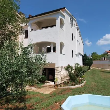 Apartment Fuer 2 Personen Ca 24 Qm In Pula-fondole, Istrien Istrische Riviera Stinjan